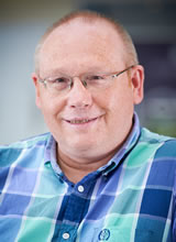 Photo of Dr. Rob Holton
