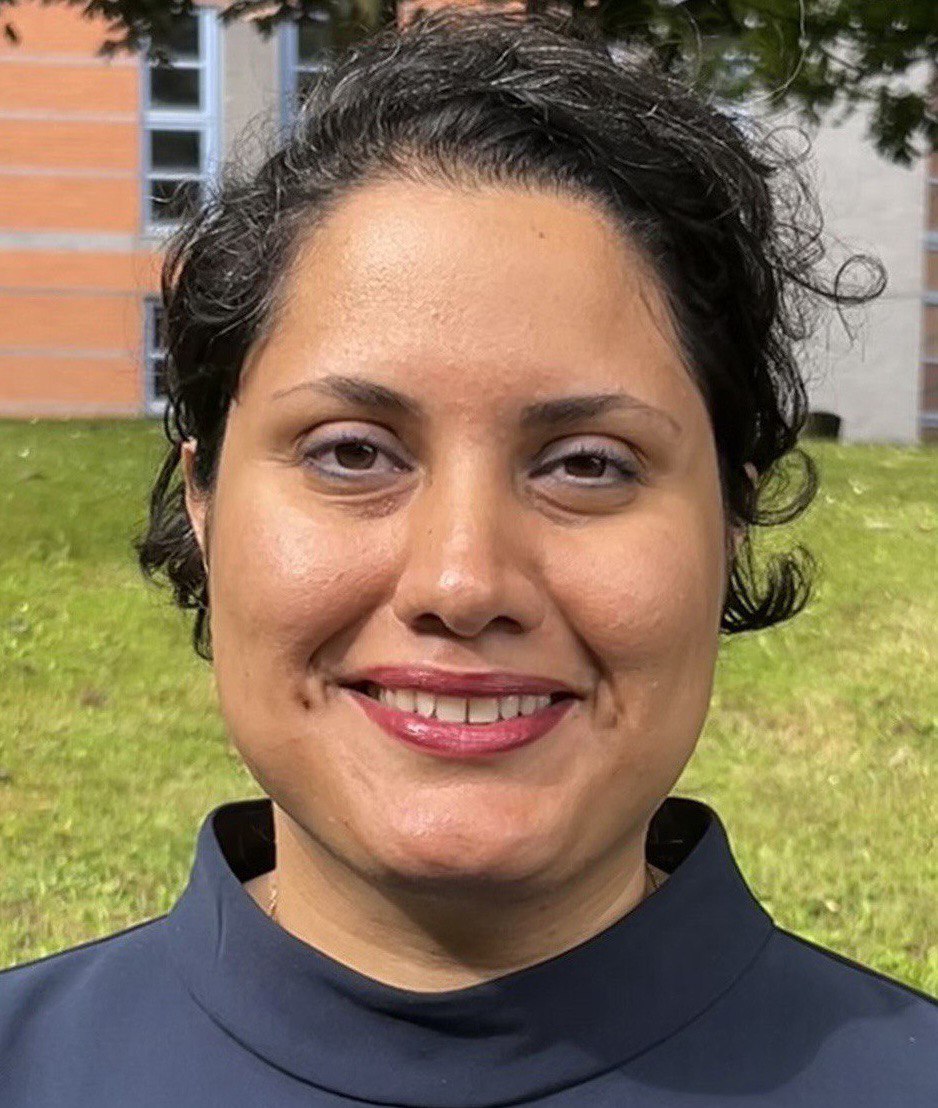 Dr. Farzaneh Fakhredin